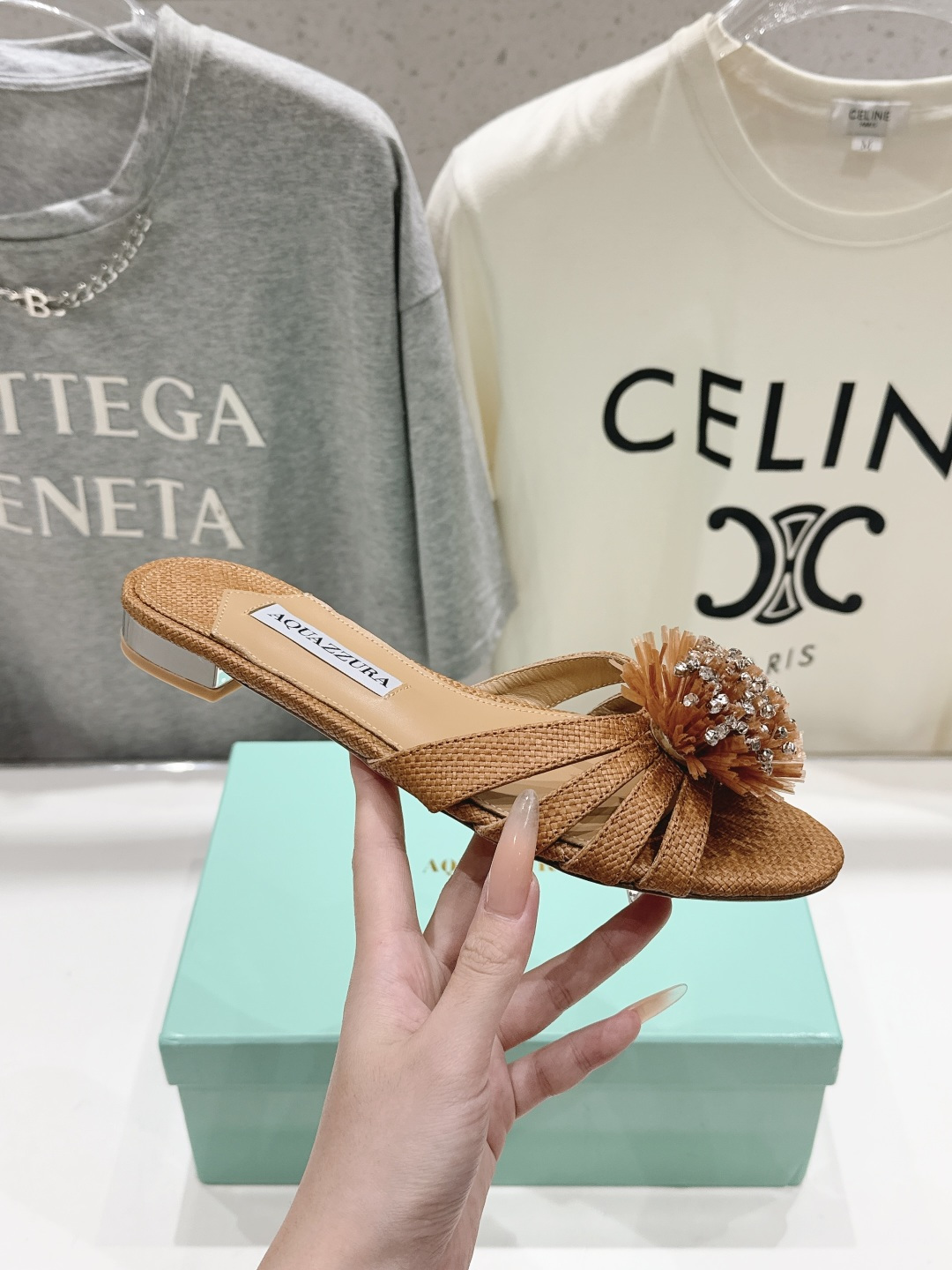 高版本出厂 「ᴀqᴜᴀᴢᴢᴜʀᴀ」AQUAZZURA/菠萝F072 2026ss夏季新款花朵平底拖鞋__