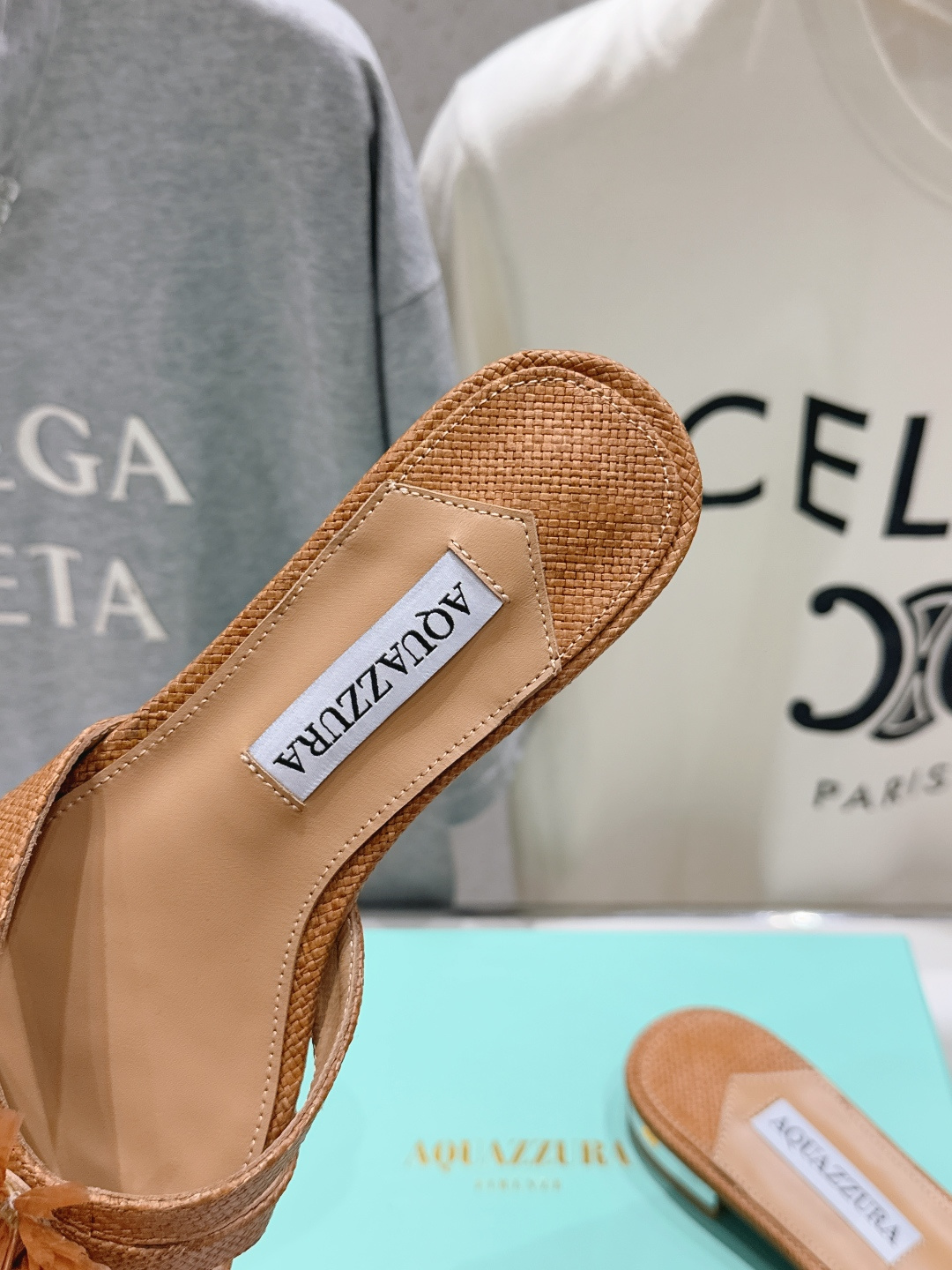 高版本出厂 「ᴀqᴜᴀᴢᴢᴜʀᴀ」AQUAZZURA/菠萝F072 2026ss夏季新款花朵平底拖鞋__