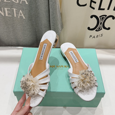 高版本出厂 「ᴀqᴜᴀᴢᴢᴜʀᴀ」AQUAZZURA/菠萝F072 2026ss夏季新款花朵平底拖鞋__ 高版本出厂 「ᴀqᴜᴀᴢᴢᴜʀᴀ」AQUAZZURA/菠萝F072 2026ss夏季新款花朵平底拖鞋__