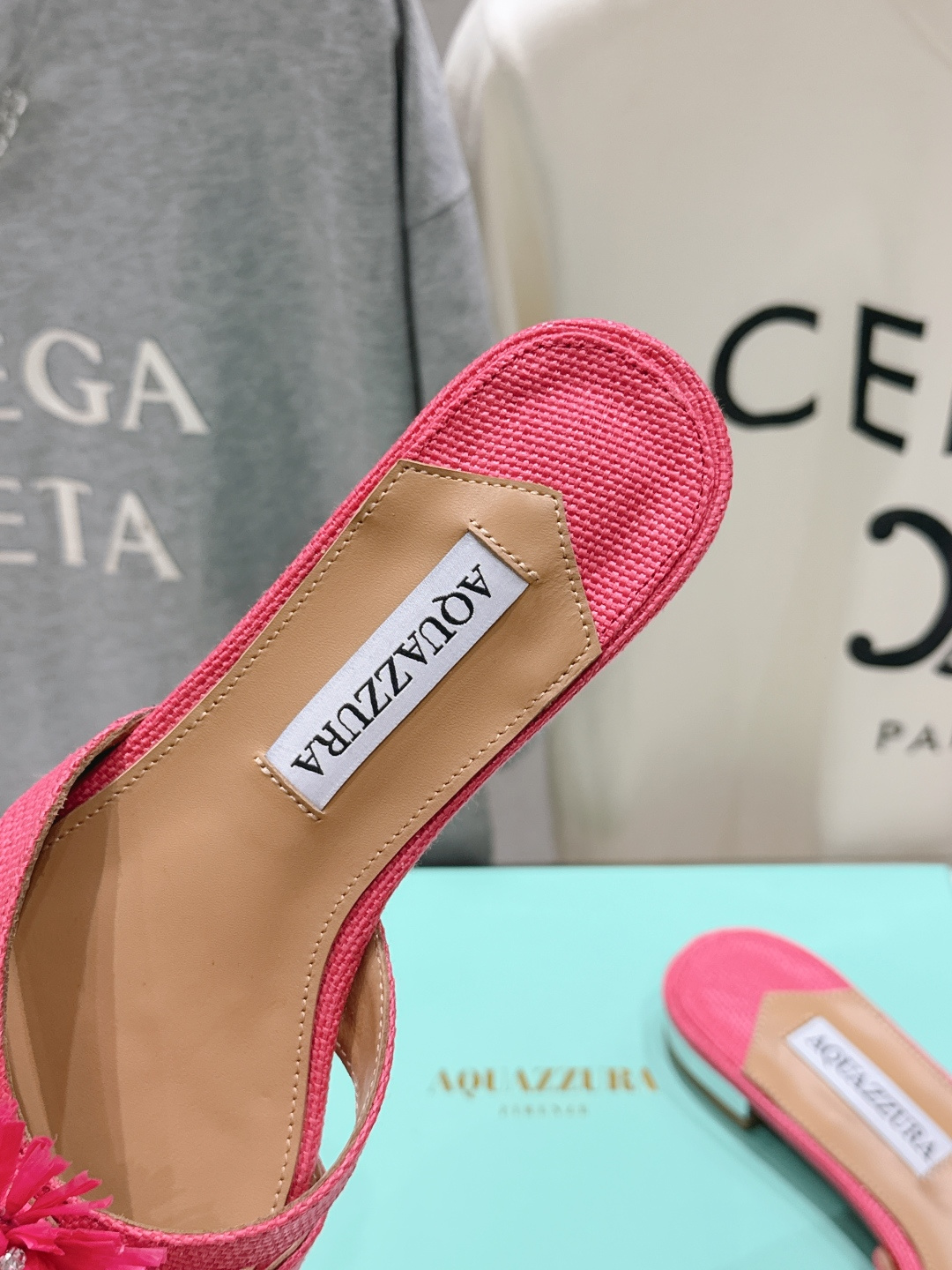 高版本出厂 「ᴀqᴜᴀᴢᴢᴜʀᴀ」AQUAZZURA/菠萝F072 2026ss夏季新款花朵平底拖鞋__