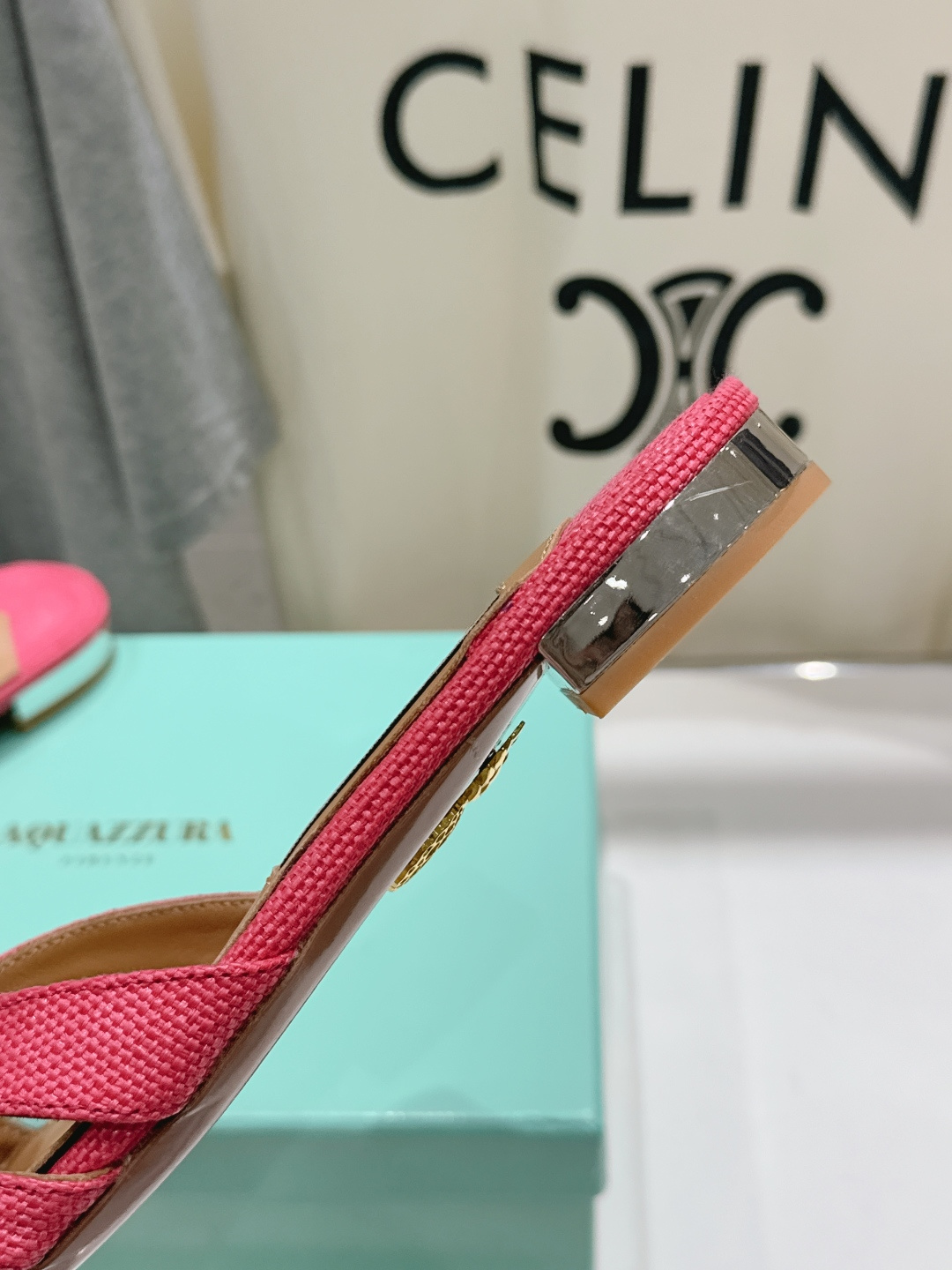 高版本出厂 「ᴀqᴜᴀᴢᴢᴜʀᴀ」AQUAZZURA/菠萝F072 2026ss夏季新款花朵平底拖鞋__