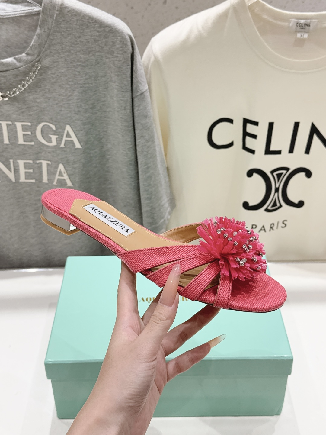 高版本出厂 「ᴀqᴜᴀᴢᴢᴜʀᴀ」AQUAZZURA/菠萝F072 2026ss夏季新款花朵平底拖鞋__