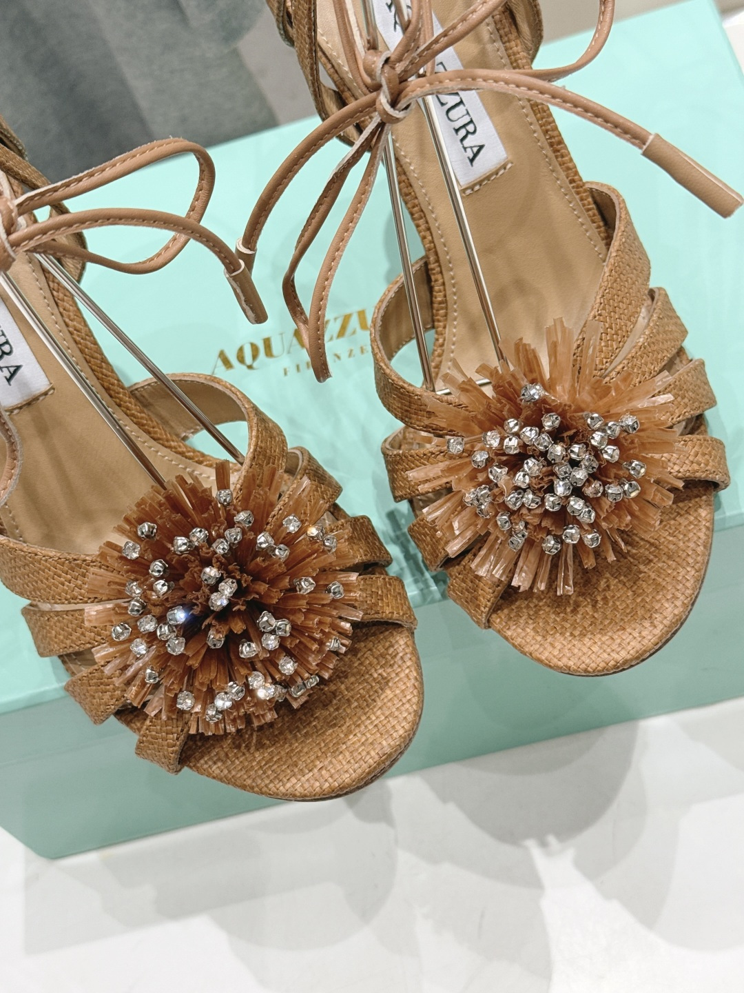高版本出厂 「ᴀqᴜᴀᴢᴢᴜʀᴀ」AQUAZZURA/菠萝F072 2026ss夏季新款花朵高跟鞋凉鞋_