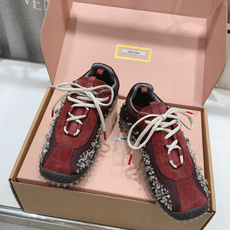 高版本出厂 钻面 MiuMiu/缪缪F022 2026ss新款系带钻面休闲鞋德训鞋~顶级版本今年主推 高版本出厂 钻面 MiuMiu/缪缪F022 2026ss新款系带钻面休闲鞋德训鞋~顶级版本今年主推