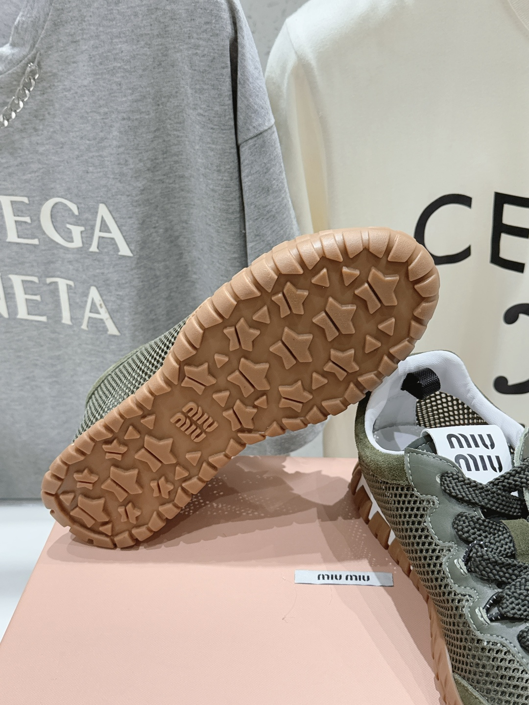 高版本出厂  MiuMiu/缪缪F027 2026ss新款厚底网面休闲运动鞋阿甘鞋德训鞋休闲增高百搭潮鞋