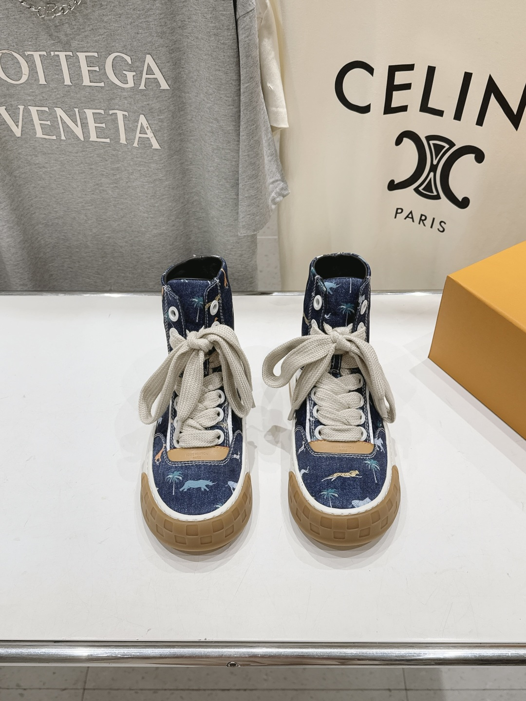 高版本出厂 情侣款  LOUIS VUITTON～LV路易威登F048 L家驴牌最新Tilted系列厚底