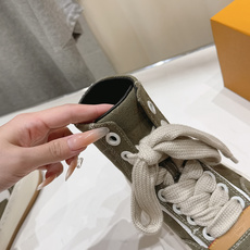 高版本出厂 情侣款 LOUIS VUITTON~LV路易威登F048 L家驴牌最新Tilted系列厚底 高版本出厂 情侣款 LOUIS VUITTON~LV路易威登F048 L家驴牌最新Tilted系列厚底
