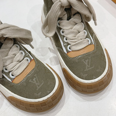 高版本出厂 情侣款 LOUIS VUITTON~LV路易威登F048 L家驴牌最新Tilted系列厚底 高版本出厂 情侣款 LOUIS VUITTON~LV路易威登F048 L家驴牌最新Tilted系列厚底