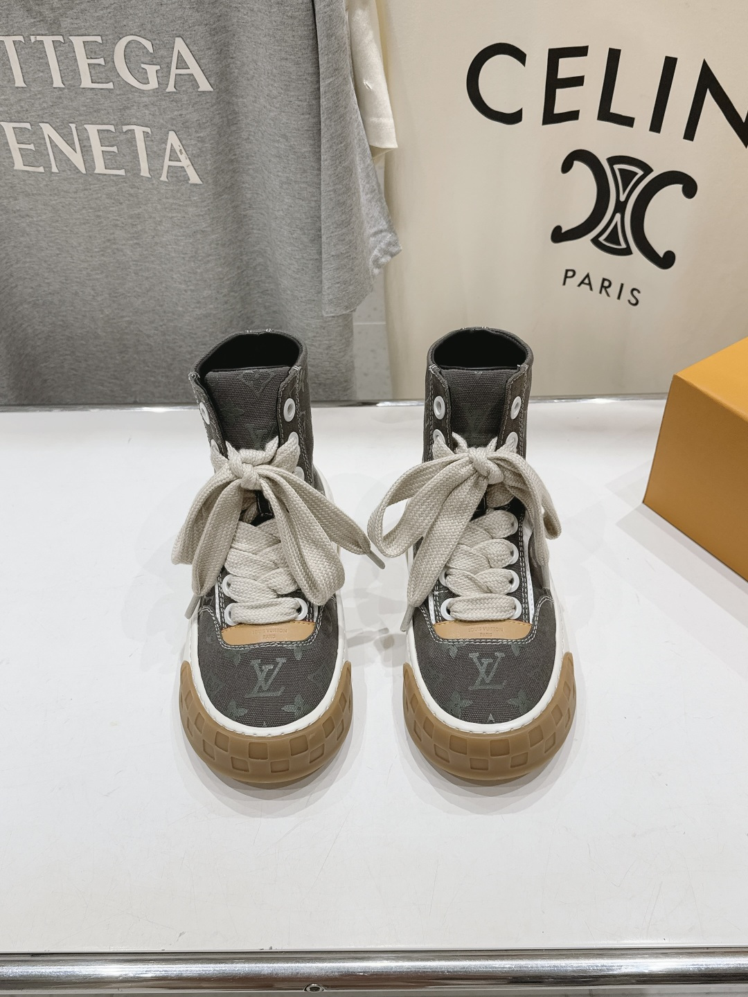 高版本出厂 情侣款  LOUIS VUITTON～LV路易威登F048 L家驴牌最新Tilted系列厚底