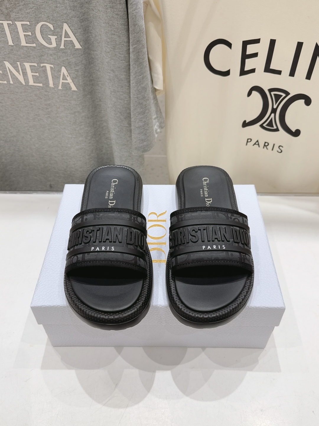 高版本出厂 【高品质】Dior*迪奥D家F019 2026ss夏季新款厚底沙滩拖鞋～经典版型 搭配贴合脚