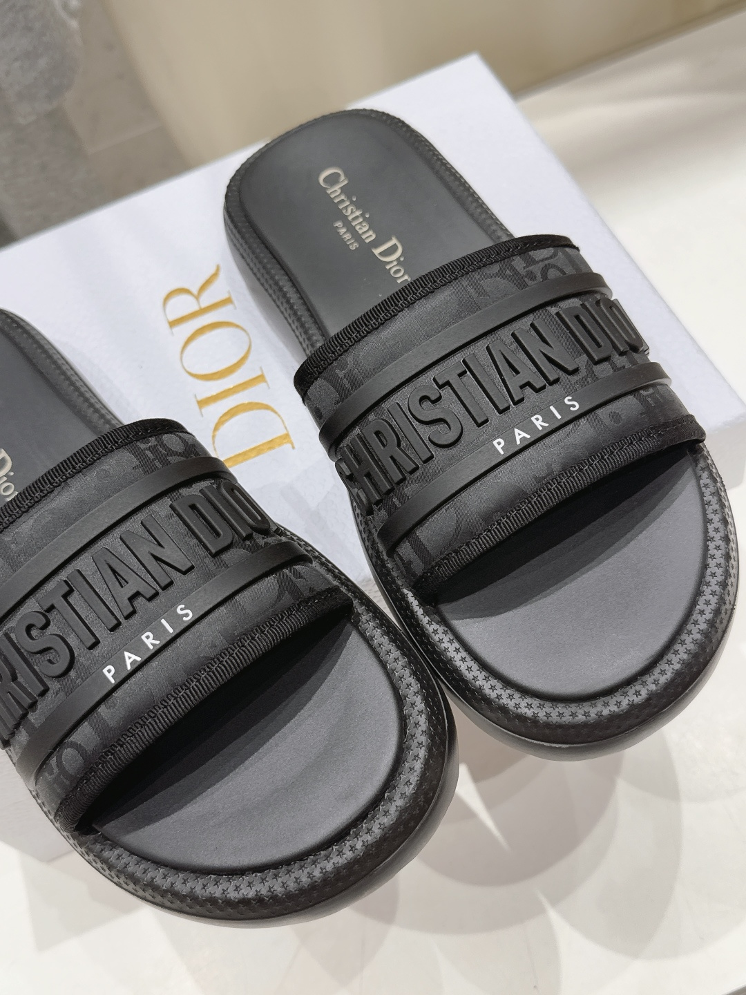 高版本出厂 【高品质】Dior*迪奥D家F019 2026ss夏季新款厚底沙滩拖鞋～经典版型 搭配贴合脚