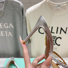 高版本出厂 拖鞋「ᴀqᴜᴀᴢᴢᴜʀᴀ」AQUAZZURA/菠萝F072 2026ss夏季新款水钻高跟拖鞋 高版本出厂 拖鞋「ᴀqᴜᴀᴢᴢᴜʀᴀ」AQUAZZURA/菠萝F072 2026ss夏季新款水钻高跟拖鞋
