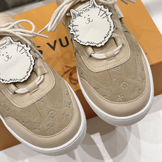 高版本出厂 LOUIS VUITTON~LV路易威登F057 L家驴牌最新款走秀系列半拖运动休闲鞋 原版购入开发、 高版本出厂 LOUIS VUITTON~LV路易威登F057 L家驴牌最新款走秀系列半拖运动休闲鞋 原版购入开发、