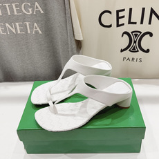 高版本出厂 Bottega Veneta/BV F065 2026ss夏季新款Parco Mule女士编织高跟夹脚拖鞋 高版本出厂 Bottega Veneta/BV F065 2026ss夏季新款Parco Mule女士编织高跟夹脚拖鞋
