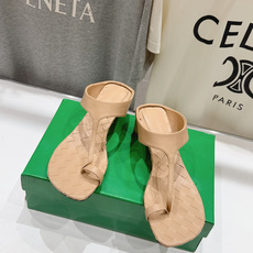 高版本出厂 Bottega Veneta/BV F065 2026ss夏季新款Parco Mule女士编织高跟夹脚拖鞋 高版本出厂 Bottega Veneta/BV F065 2026ss夏季新款Parco Mule女士编织高跟夹脚拖鞋