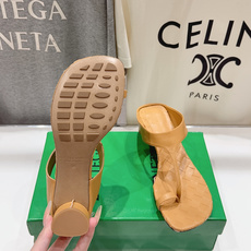 高版本出厂 Bottega Veneta/BV F065 2026ss夏季新款Parco Mule女士编织高跟夹脚拖鞋 高版本出厂 Bottega Veneta/BV F065 2026ss夏季新款Parco Mule女士编织高跟夹脚拖鞋