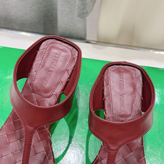 高版本出厂 Bottega Veneta/BV F065 2026ss夏季新款Parco Mule女士编织高跟夹脚拖鞋 高版本出厂 Bottega Veneta/BV F065 2026ss夏季新款Parco Mule女士编织高跟夹脚拖鞋