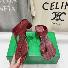 高版本出厂 Bottega Veneta/BV F065 2026ss夏季新款Parco Mule女士编织高跟夹脚拖鞋 高版本出厂 Bottega Veneta/BV F065 2026ss夏季新款Parco Mule女士编织高跟夹脚拖鞋