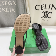 高版本出厂 Bottega Veneta/BV F065 2026ss夏季新款Parco Mule女士编织高跟夹脚拖鞋 高版本出厂 Bottega Veneta/BV F065 2026ss夏季新款Parco Mule女士编织高跟夹脚拖鞋