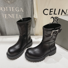 高版本出厂 BALENCIAG*巴黎世家F046 2026ss秋冬新款短靴机车靴马丁靴 采用原版同步柔头层小牛皮 上 高版本出厂 BALENCIAG*巴黎世家F046 2026ss秋冬新款短靴机车靴马丁靴 采用原版同步柔头层小牛皮 上