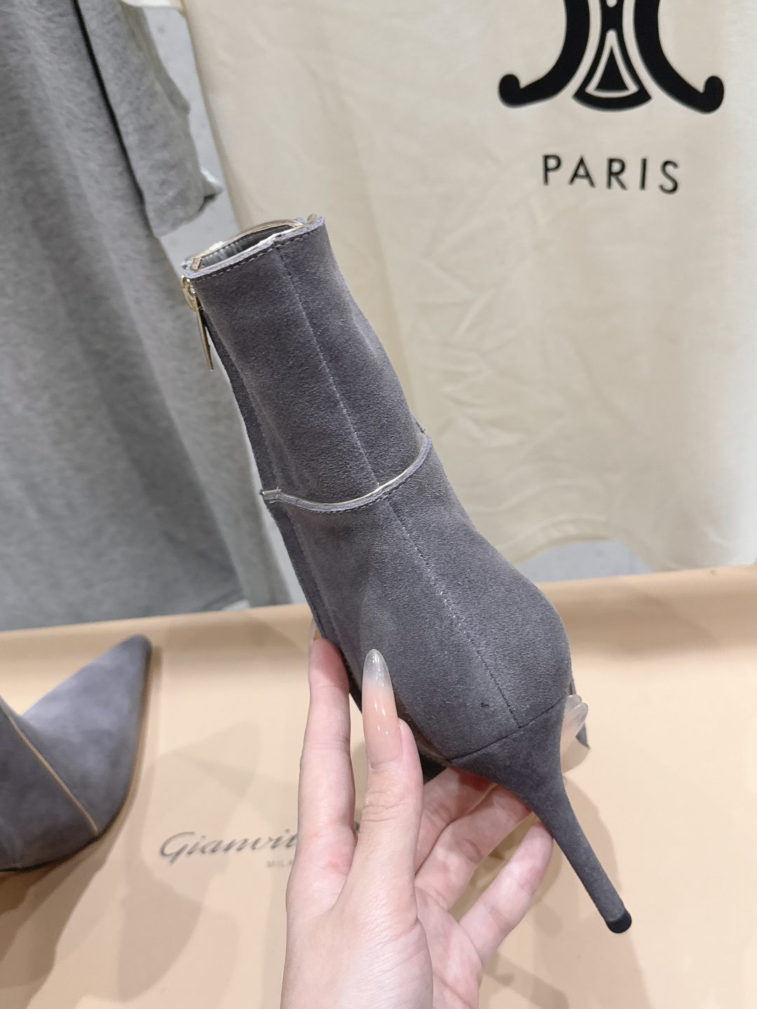 高版本出厂   Gianvito Rossi/吉安维托·罗西 F025 2026ss秋冬新款性感尖头高跟短靴 Gianv