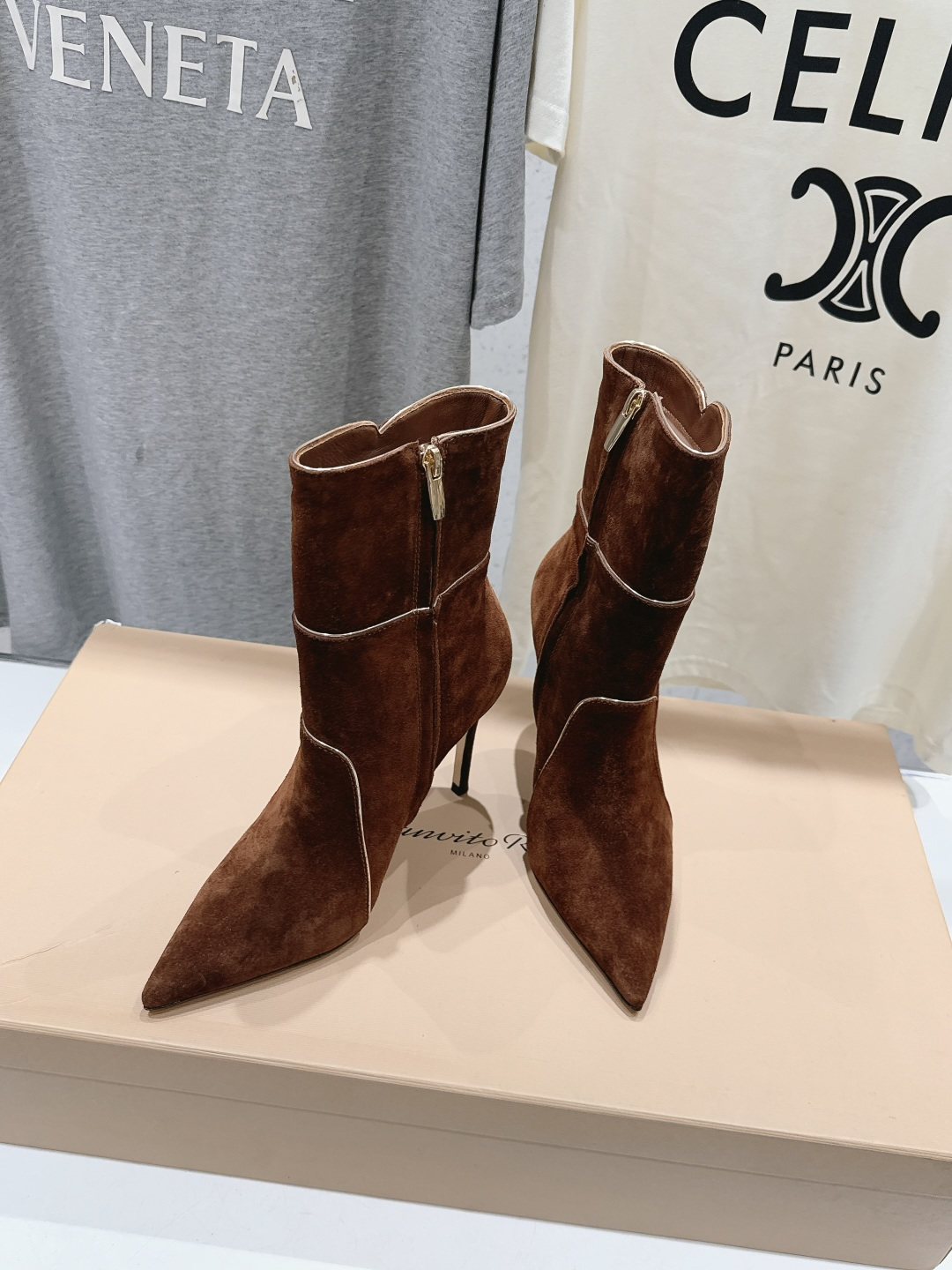 高版本出厂   Gianvito Rossi/吉安维托·罗西 F025 2026ss秋冬新款性感尖头高跟短靴 Gianv