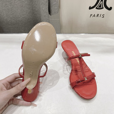 高版本出厂 FERRAGAMO/菲拉格慕F065 26ss夏季新款简约风高跟拖鞋 菲拉格慕今期高频曝光的高跟拖鞋! 高版本出厂 FERRAGAMO/菲拉格慕F065 26ss夏季新款简约风高跟拖鞋 菲拉格慕今期高频曝光的高跟拖鞋!