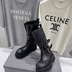 高版本出厂 男码+30 BALENCIAG*巴黎世家F046 2026ss秋冬新款情侣款搭扣中筒机车靴马丁靴 采用 高版本出厂 男码+30 BALENCIAG*巴黎世家F046 2026ss秋冬新款情侣款搭扣中筒机车靴马丁靴 采用