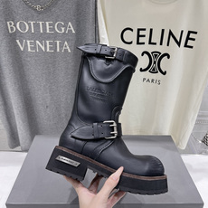 高版本出厂 男码+30 BALENCIAG*巴黎世家F046 2026ss秋冬新款情侣款搭扣中筒机车靴马丁靴 采用 高版本出厂 男码+30 BALENCIAG*巴黎世家F046 2026ss秋冬新款情侣款搭扣中筒机车靴马丁靴 采用