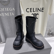 高版本出厂 男码+30 BALENCIAG*巴黎世家F046 2026ss秋冬新款情侣款搭扣中筒机车靴马丁靴 采用 高版本出厂 男码+30 BALENCIAG*巴黎世家F046 2026ss秋冬新款情侣款搭扣中筒机车靴马丁靴 采用