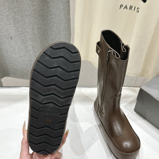 高版本出厂 BALENCIAG*巴黎世家F046 2026ss秋冬新款中筒靴机车靴马丁靴 采用原版同步柔头层小牛皮 高版本出厂 BALENCIAG*巴黎世家F046 2026ss秋冬新款中筒靴机车靴马丁靴 采用原版同步柔头层小牛皮