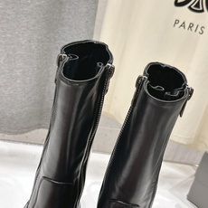 高版本出厂 BALENCIAG*巴黎世家F046 2026ss秋冬新款中筒靴机车靴马丁靴 采用原版同步柔头层小牛皮 高版本出厂 BALENCIAG*巴黎世家F046 2026ss秋冬新款中筒靴机车靴马丁靴 采用原版同步柔头层小牛皮