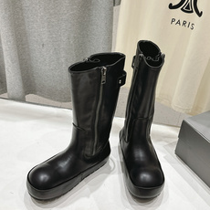 高版本出厂 BALENCIAG*巴黎世家F046 2026ss秋冬新款中筒靴机车靴马丁靴 采用原版同步柔头层小牛皮 高版本出厂 BALENCIAG*巴黎世家F046 2026ss秋冬新款中筒靴机车靴马丁靴 采用原版同步柔头层小牛皮