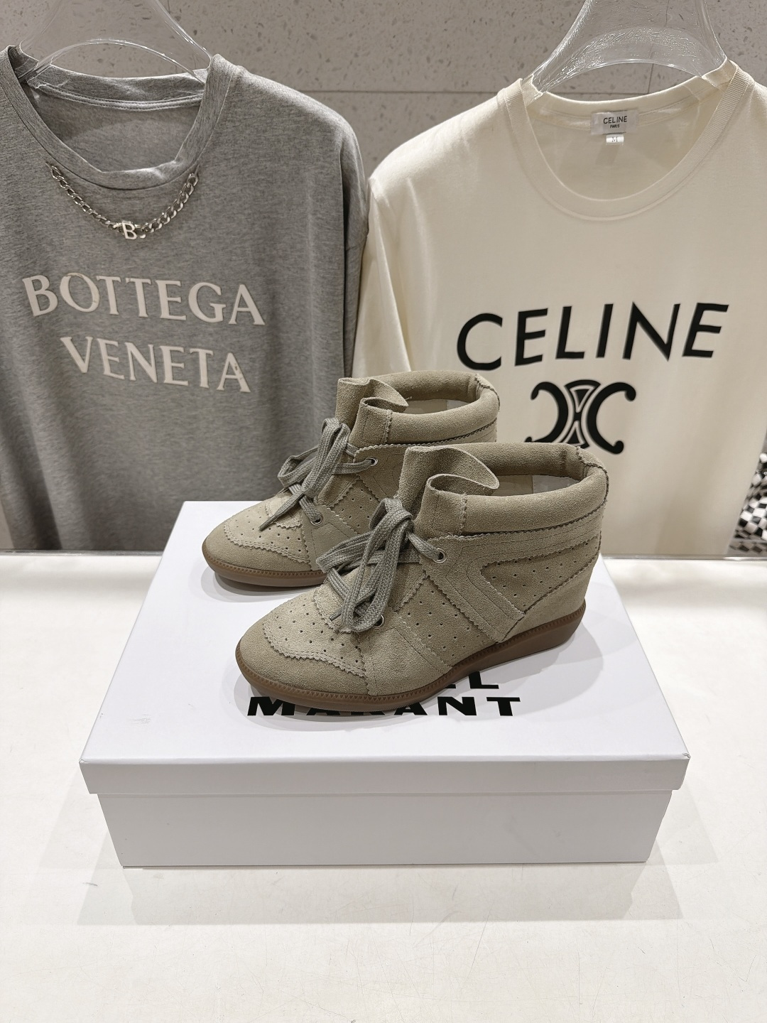 高版本出厂 Isabel Marant/伊莎贝尔2026ss春夏新款内增高拼色高帮休闲鞋小短靴 超级有高级感上脚超好 高版本出厂 Isabel Marant/伊莎贝尔2026ss春夏新款内增高拼色高帮休闲鞋小短靴 超级有高级感上脚超好