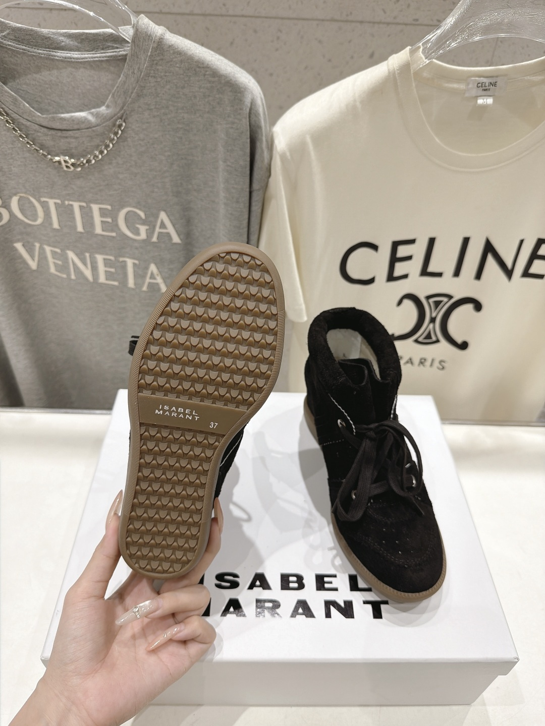 高版本出厂 Isabel Marant/伊莎贝尔2026ss春夏新款内增高拼色高帮休闲鞋小短靴 超级有高级感上脚超好 高版本出厂 Isabel Marant/伊莎贝尔2026ss春夏新款内增高拼色高帮休闲鞋小短靴 超级有高级感上脚超好
