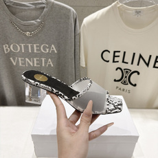 高版本出厂 「SAINT LAURENT*」F030 圣罗兰26ss夏季新款ysl 圣罗兰高跟夹脚人字拖鞋~ 唯有 高版本出厂 「SAINT LAURENT*」F030 圣罗兰26ss夏季新款ysl 圣罗兰高跟夹脚人字拖鞋~ 唯有