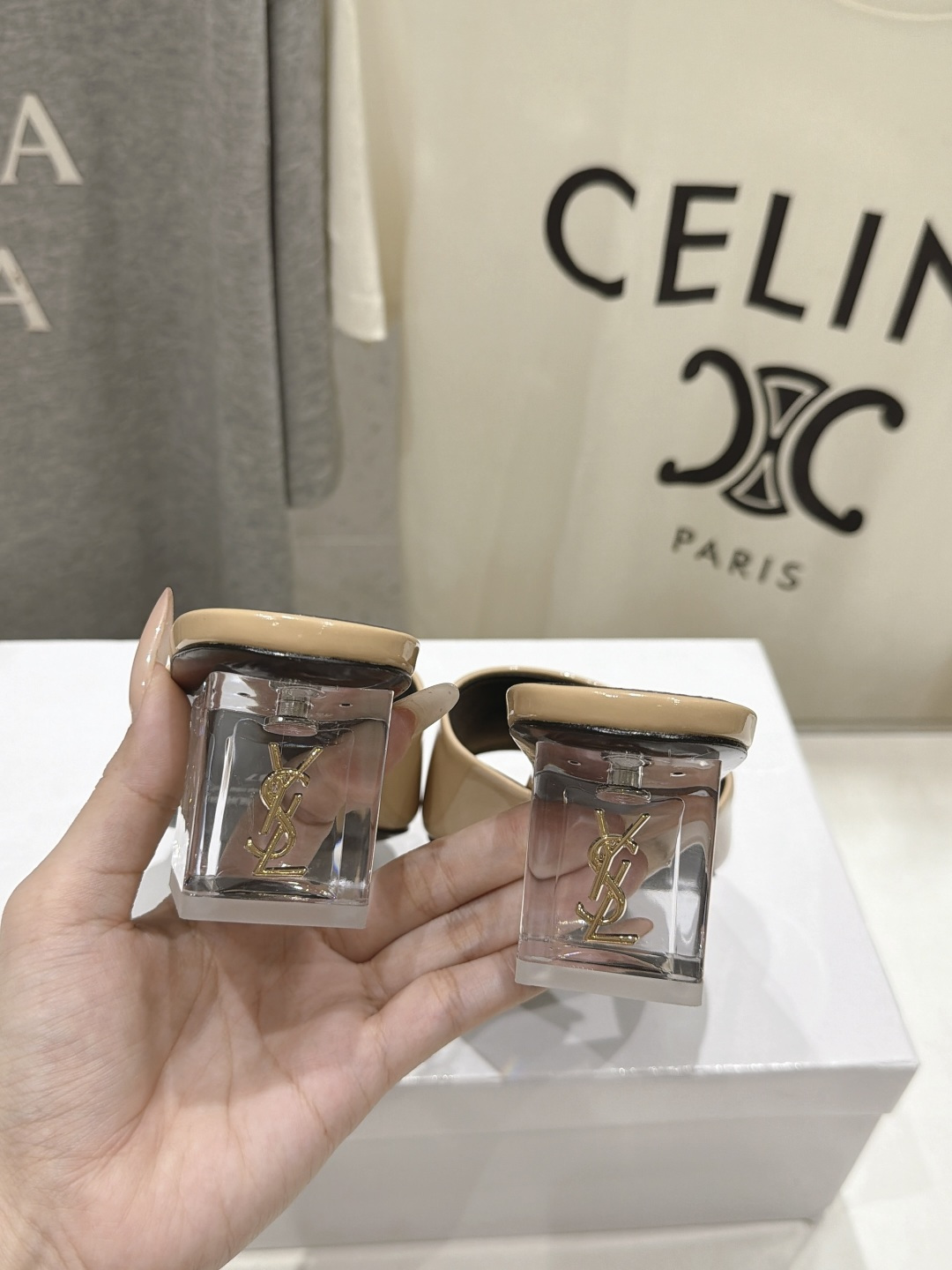 高版本出厂 「SAINT LAURENT*」F030 圣罗兰26ss夏季新款ysl 圣罗兰高跟夹脚人字拖鞋~ 唯有 高版本出厂 「SAINT LAURENT*」F030 圣罗兰26ss夏季新款ysl 圣罗兰高跟夹脚人字拖鞋~ 唯有