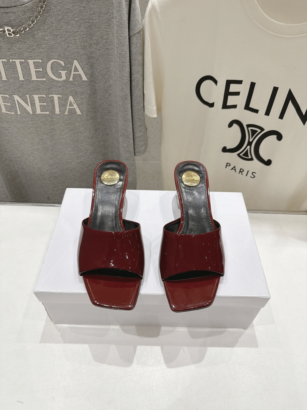 高版本出厂 「SAINT LAURENT*」F030 圣罗兰26ss夏季新款ysl 圣罗兰高跟夹脚人字拖鞋~ 唯有 高版本出厂 「SAINT LAURENT*」F030 圣罗兰26ss夏季新款ysl 圣罗兰高跟夹脚人字拖鞋~ 唯有