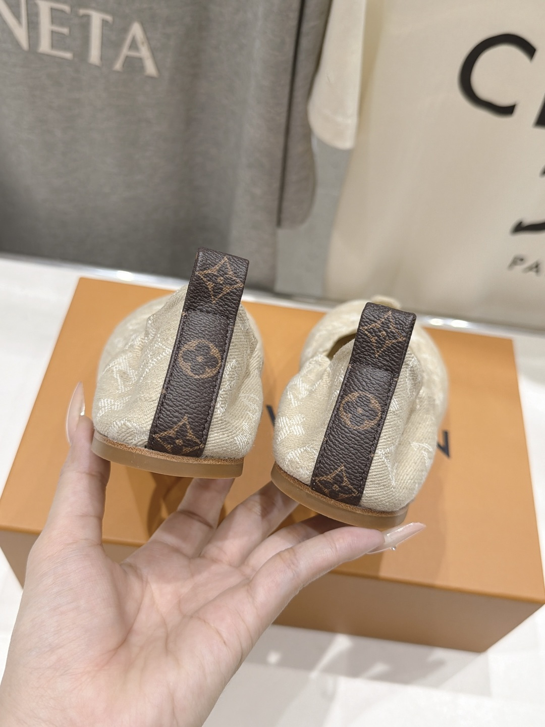 高版本出厂 Louis Vuitton ss26 new arrival LV驴牌新款玛丽珍平底鞋一脚蹬懒人鞋单鞋 高版本出厂 Louis Vuitton ss26 new arrival LV驴牌新款玛丽珍平底鞋一脚蹬懒人鞋单鞋