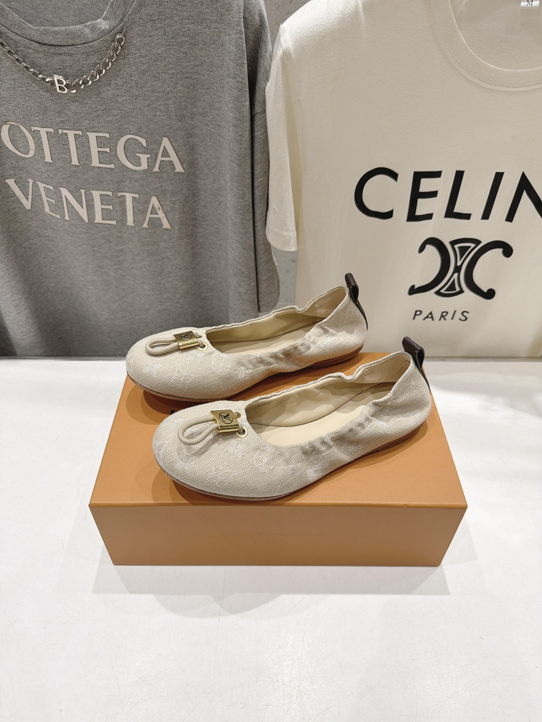 高版本出厂 Louis Vuitton ss26 new arrival LV驴牌新款玛丽珍平底鞋一脚蹬懒人鞋单鞋 高版本出厂 Louis Vuitton ss26 new arrival LV驴牌新款玛丽珍平底鞋一脚蹬懒人鞋单鞋