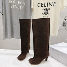高版本出厂 MM6 马吉拉 Maison Margiela | 超有感的高跟高筒长靴👢秋冬火爆款 超级有高级感上脚超 高版本出厂 MM6 马吉拉 Maison Margiela | 超有感的高跟高筒长靴👢秋冬火爆款 超级有高级感上脚超