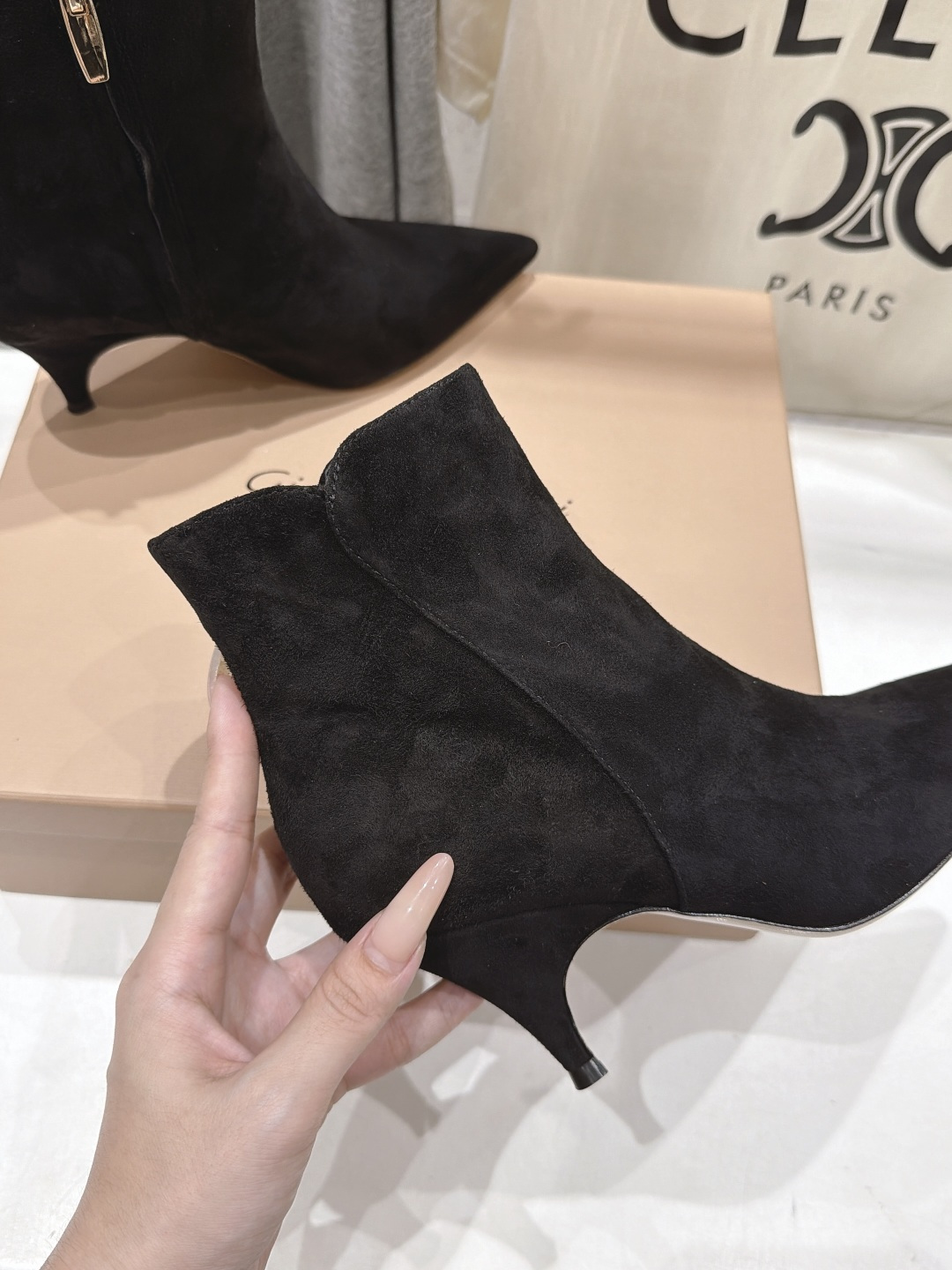 高版本出厂 Gianvito Rossi/吉安维托·罗西 F025 2026ss秋冬新款性感尖头高跟短靴 Gianv 高版本出厂 Gianvito Rossi/吉安维托·罗西 F025 2026ss秋冬新款性感尖头高跟短靴 Gianv
