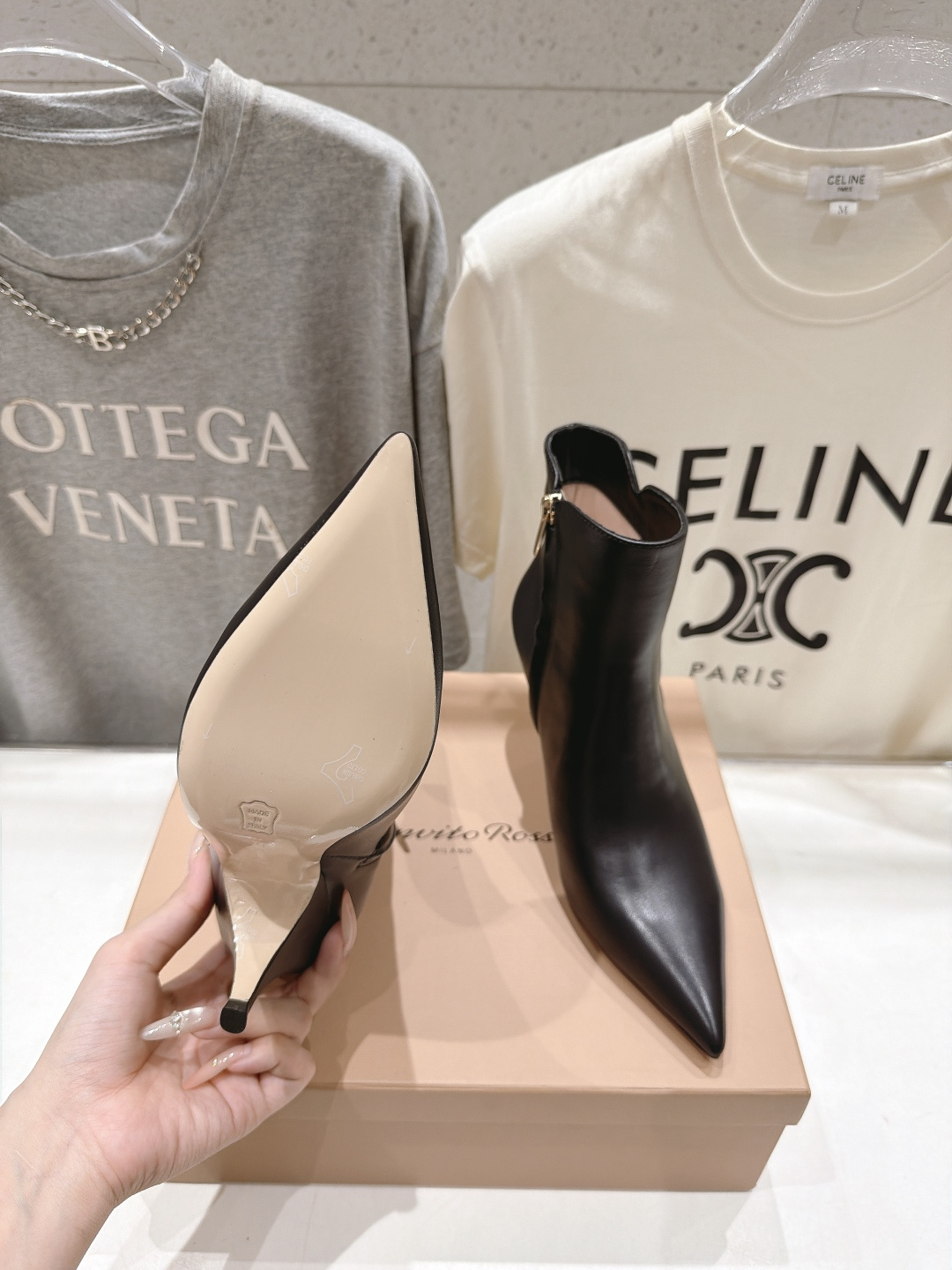 高版本出厂 Gianvito Rossi/吉安维托·罗西 F025 2026ss秋冬新款性感尖头高跟短靴 Gianv 高版本出厂 Gianvito Rossi/吉安维托·罗西 F025 2026ss秋冬新款性感尖头高跟短靴 Gianv