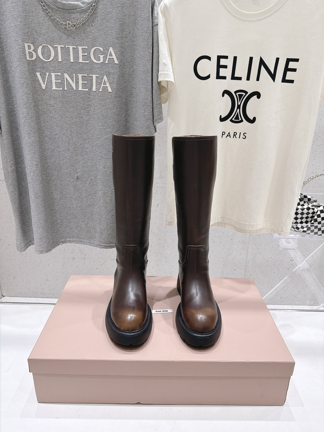 高版本出厂   MiuMiu/缪缪F033 26ss秋冬走秀款西部系列·复古厚底机车靴马丁靴直筒长靴 今年最值得入手的靴
