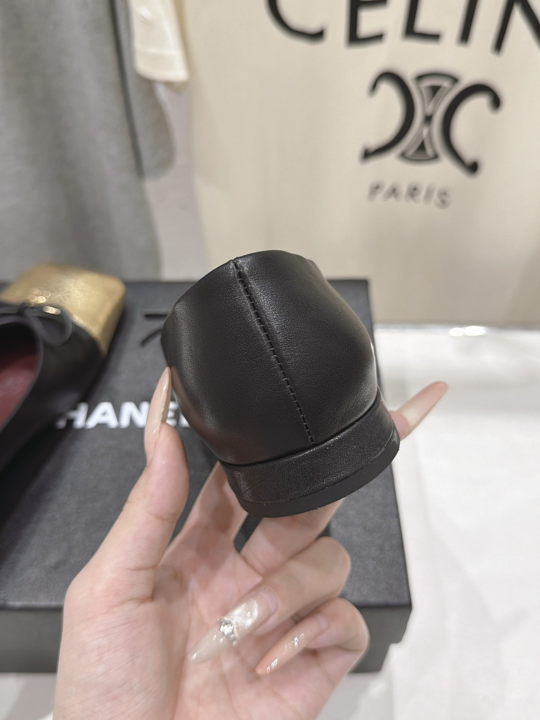 高版本出厂 CHANEL* 香奈儿F032 小香2026ss早秋新款系带方头玛丽珍平底鞋单鞋 上脚女人味十足 凸显 高版本出厂 CHANEL* 香奈儿F032 小香2026ss早秋新款系带方头玛丽珍平底鞋单鞋 上脚女人味十足 凸显
