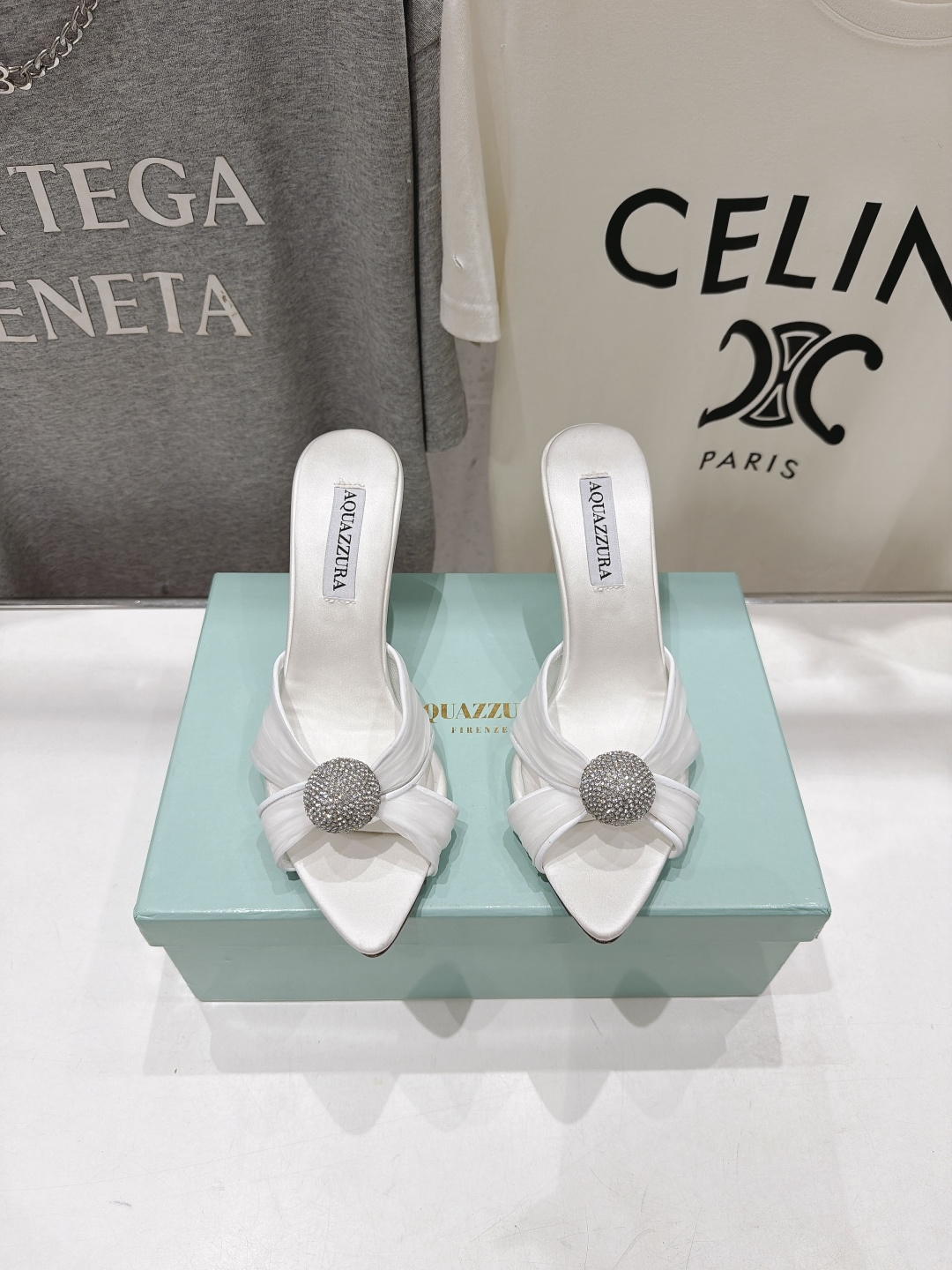 高版本出厂 「ᴀqᴜᴀᴢᴢᴜʀᴀ」AQUAZZURA/菠萝F072 2026ss夏季新款尖头高跟拖鞋 ________ 高版本出厂 「ᴀqᴜᴀᴢᴢᴜʀᴀ」AQUAZZURA/菠萝F072 2026ss夏季新款尖头高跟拖鞋 ________