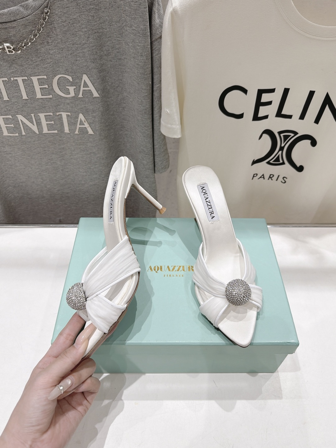 高版本出厂 「ᴀqᴜᴀᴢᴢᴜʀᴀ」AQUAZZURA/菠萝F072 2026ss夏季新款尖头高跟拖鞋 ________ 高版本出厂 「ᴀqᴜᴀᴢᴢᴜʀᴀ」AQUAZZURA/菠萝F072 2026ss夏季新款尖头高跟拖鞋 ________