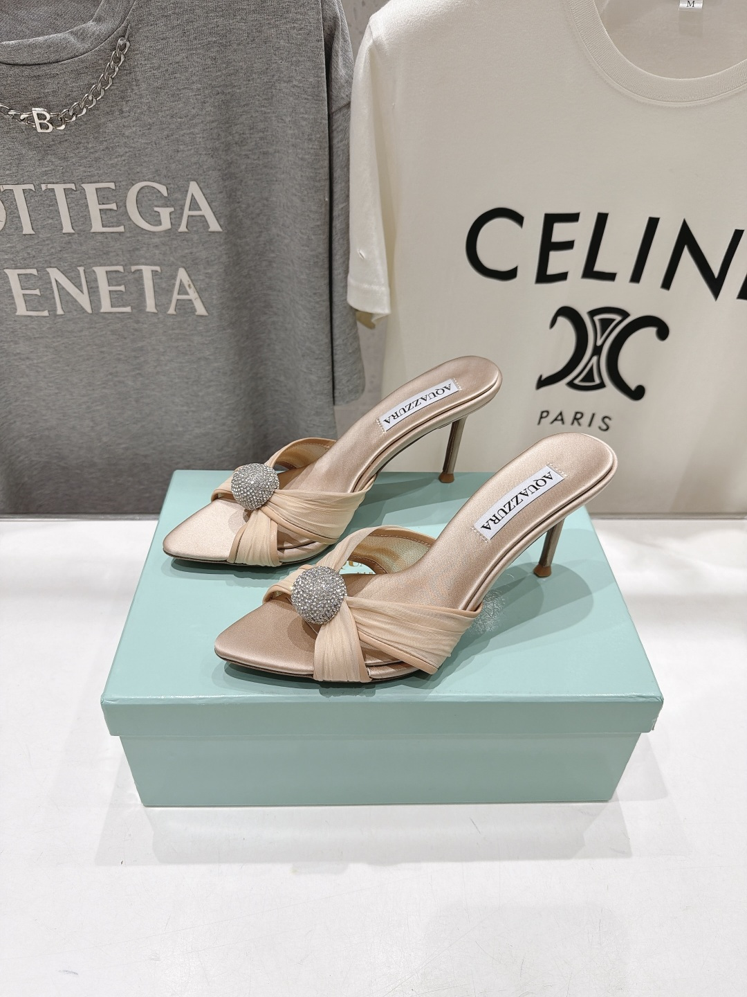 高版本出厂 「ᴀqᴜᴀᴢᴢᴜʀᴀ」AQUAZZURA/菠萝F072 2026ss夏季新款尖头高跟拖鞋 ________ 高版本出厂 「ᴀqᴜᴀᴢᴢᴜʀᴀ」AQUAZZURA/菠萝F072 2026ss夏季新款尖头高跟拖鞋 ________