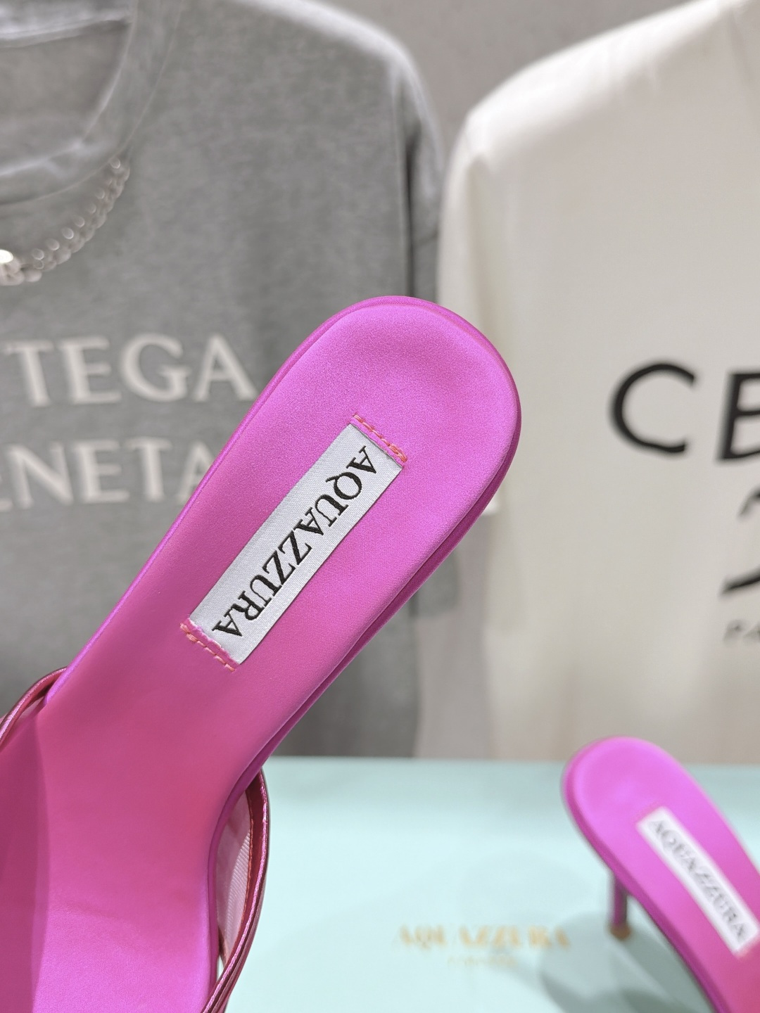 高版本出厂 「ᴀqᴜᴀᴢᴢᴜʀᴀ」AQUAZZURA/菠萝F072 2026ss夏季新款尖头高跟拖鞋 ________ 高版本出厂 「ᴀqᴜᴀᴢᴢᴜʀᴀ」AQUAZZURA/菠萝F072 2026ss夏季新款尖头高跟拖鞋 ________