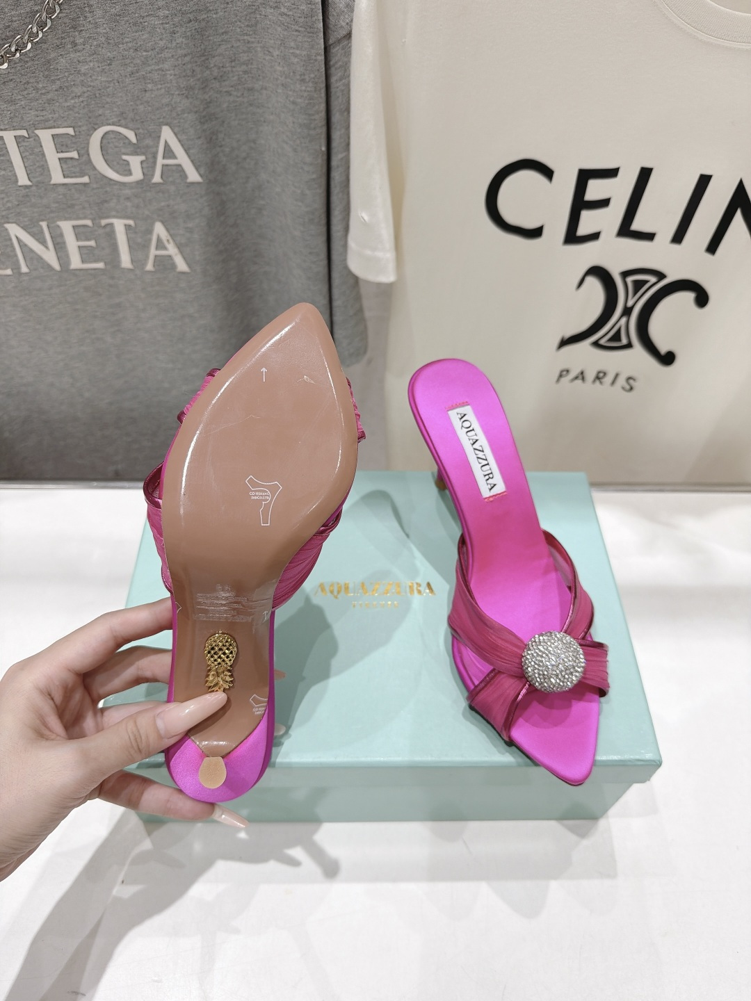 高版本出厂 「ᴀqᴜᴀᴢᴢᴜʀᴀ」AQUAZZURA/菠萝F072 2026ss夏季新款尖头高跟拖鞋 ________ 高版本出厂 「ᴀqᴜᴀᴢᴢᴜʀᴀ」AQUAZZURA/菠萝F072 2026ss夏季新款尖头高跟拖鞋 ________